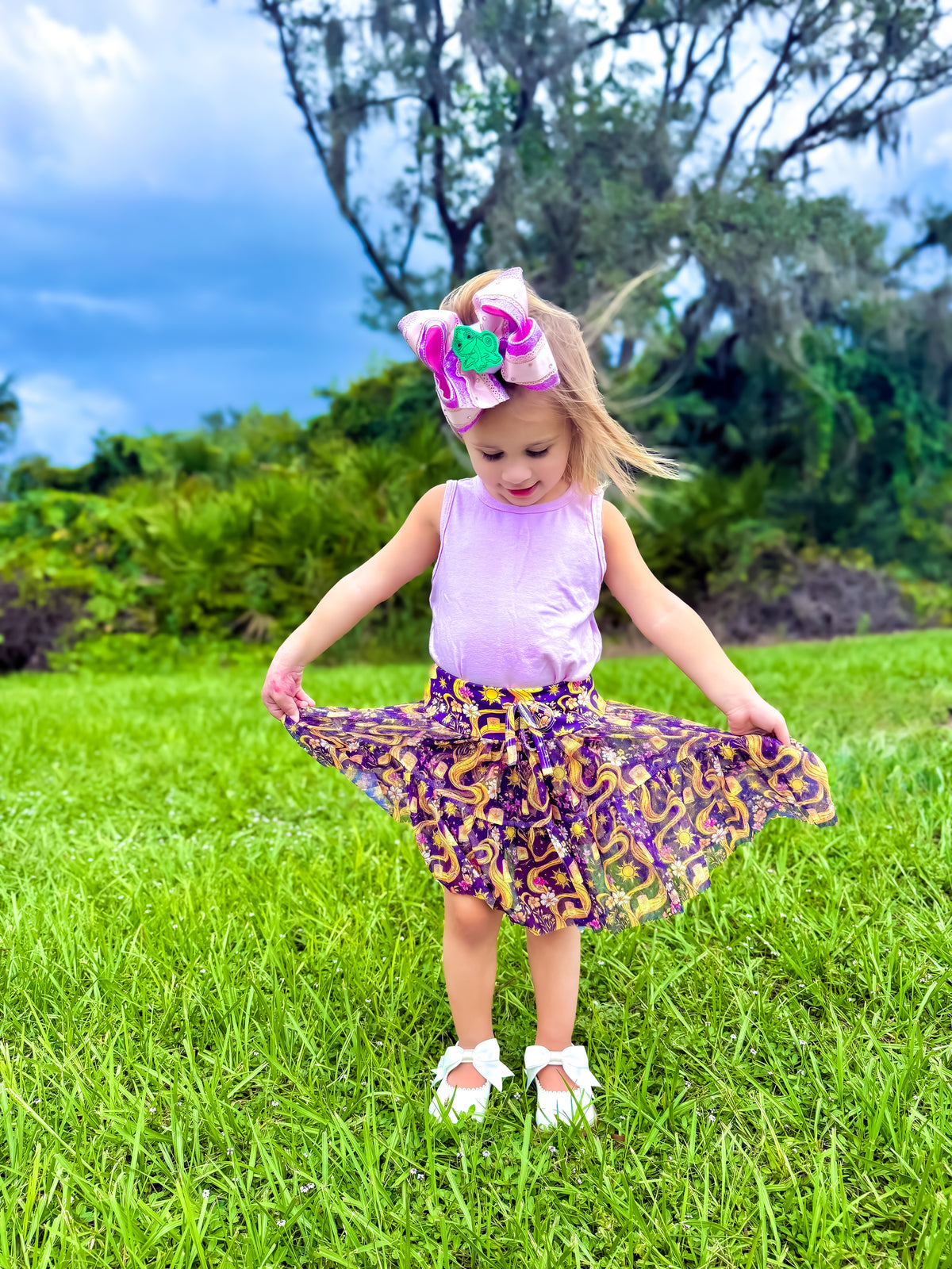 Pixie & Pearl Collab Rapunzel & Pascal Bow