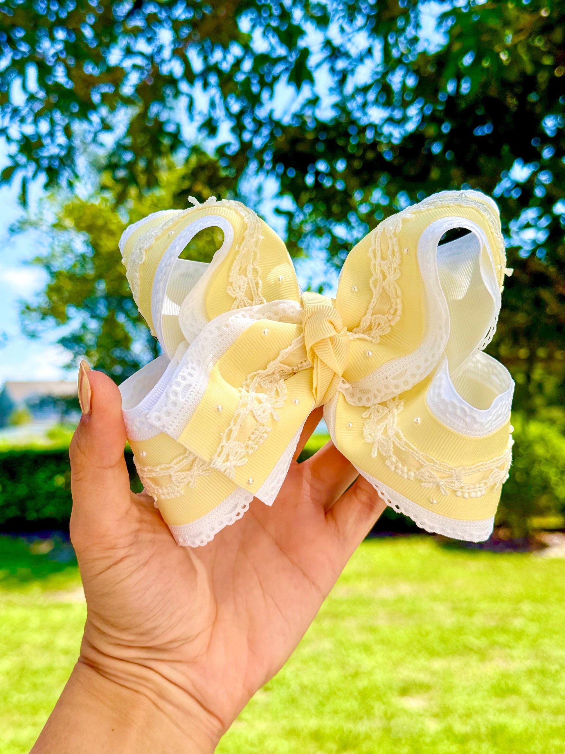 Boutique Style Bow: Butter Yellow Lace Pearl Bow