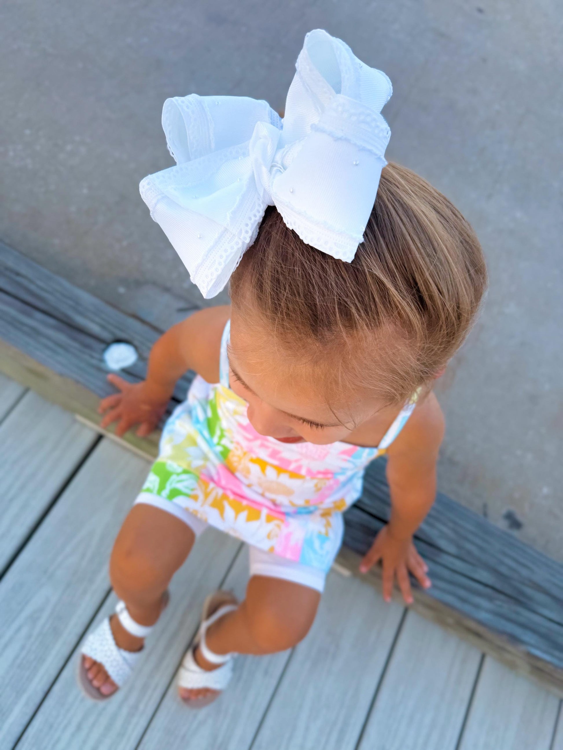 White Basic Simple Boutique Pearl Bow