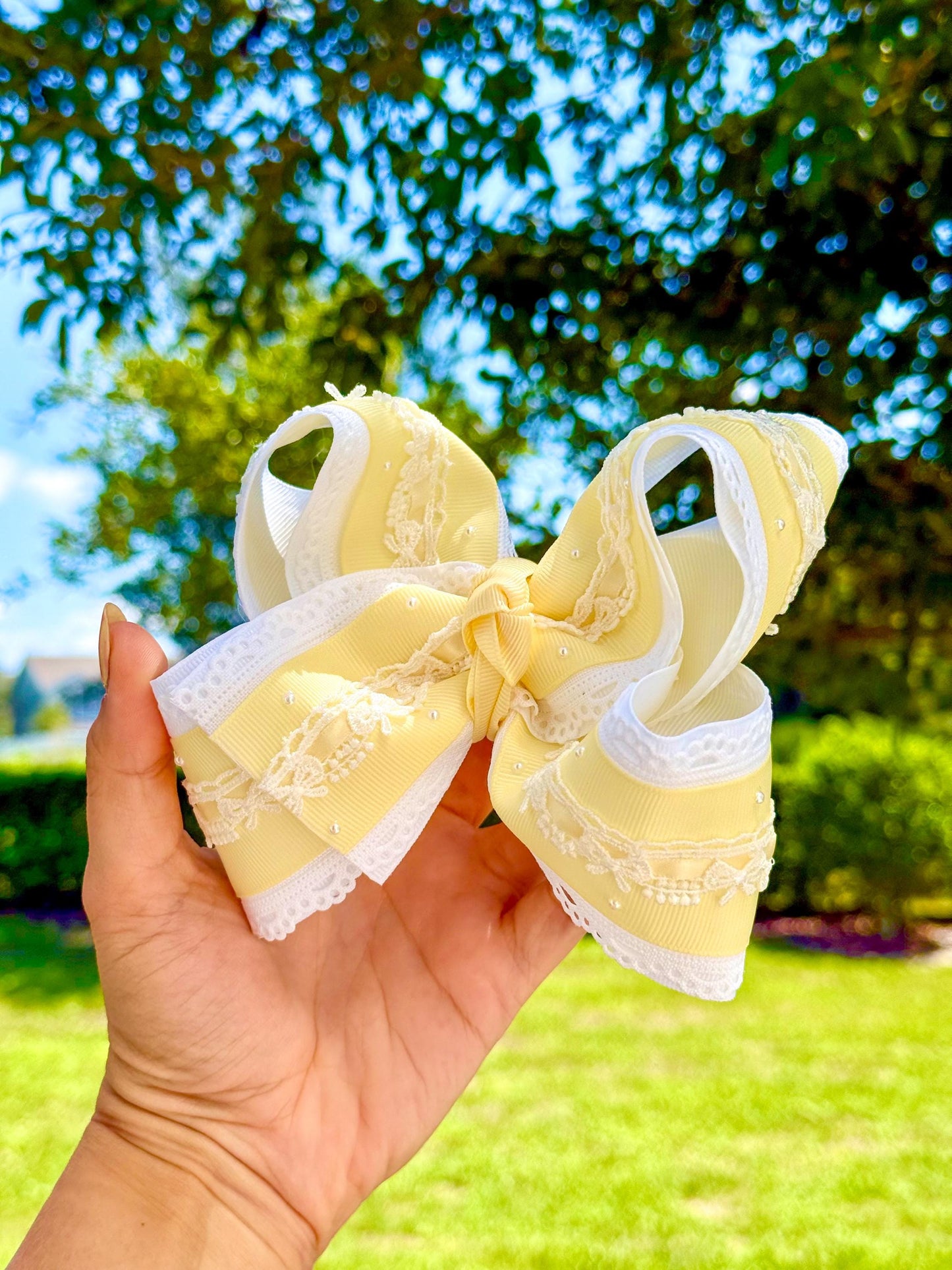 Boutique Style Bow: Butter Yellow Lace Pearl Bow